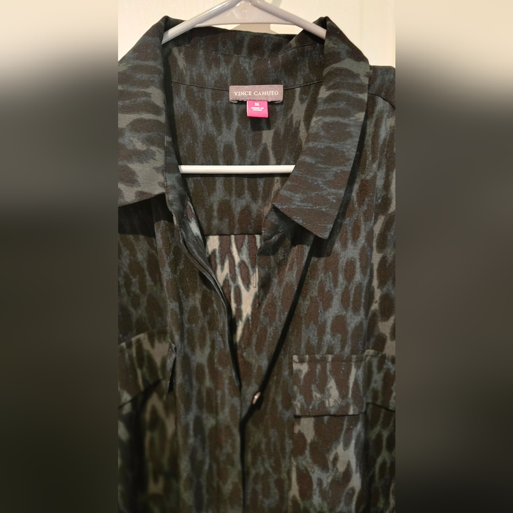 Vince Camuto Green/Black Leopard Print Maxi Dress